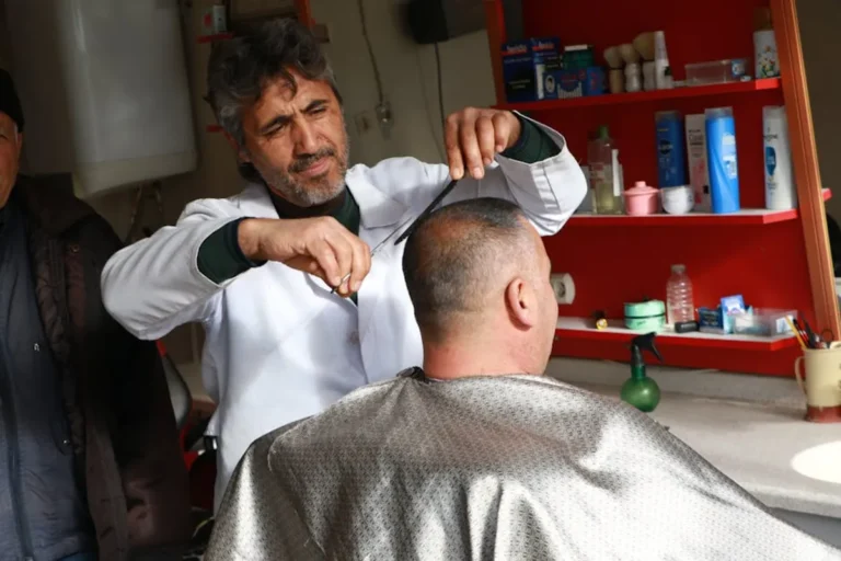 Best Haircuts for Oval Faces